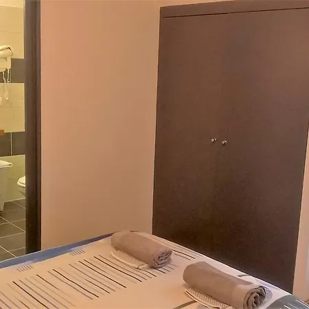 Chateau D'arance * Cette-Eygun