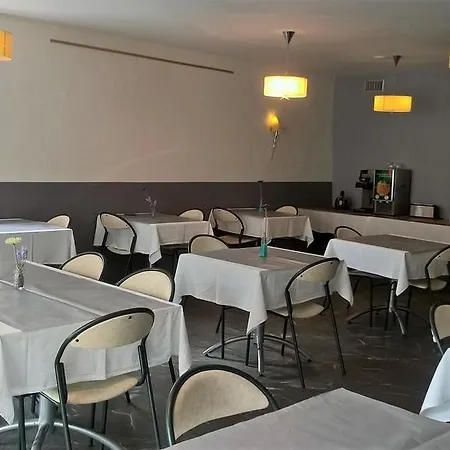 Chateau D'arance Hotell Cette-Eygun