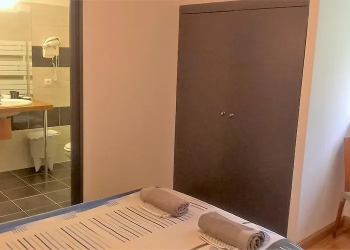 Chateau D'arance * Cette-Eygun